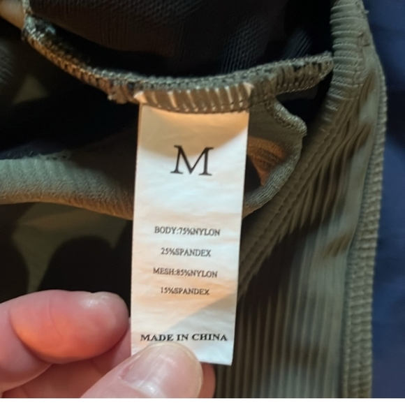 Halara green dress with shelf bra - Picture 4 of 4